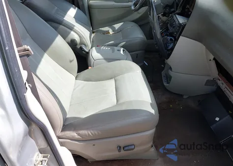 2005 Dodge Grand Caravan Sxt from USA, damaged, VIN 2D4GP44LX5R288356